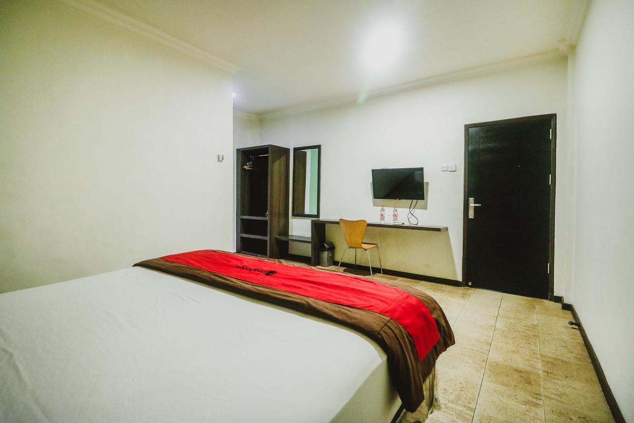 Reddoorz Plus Near Jambi Prima Mall Luaran gambar