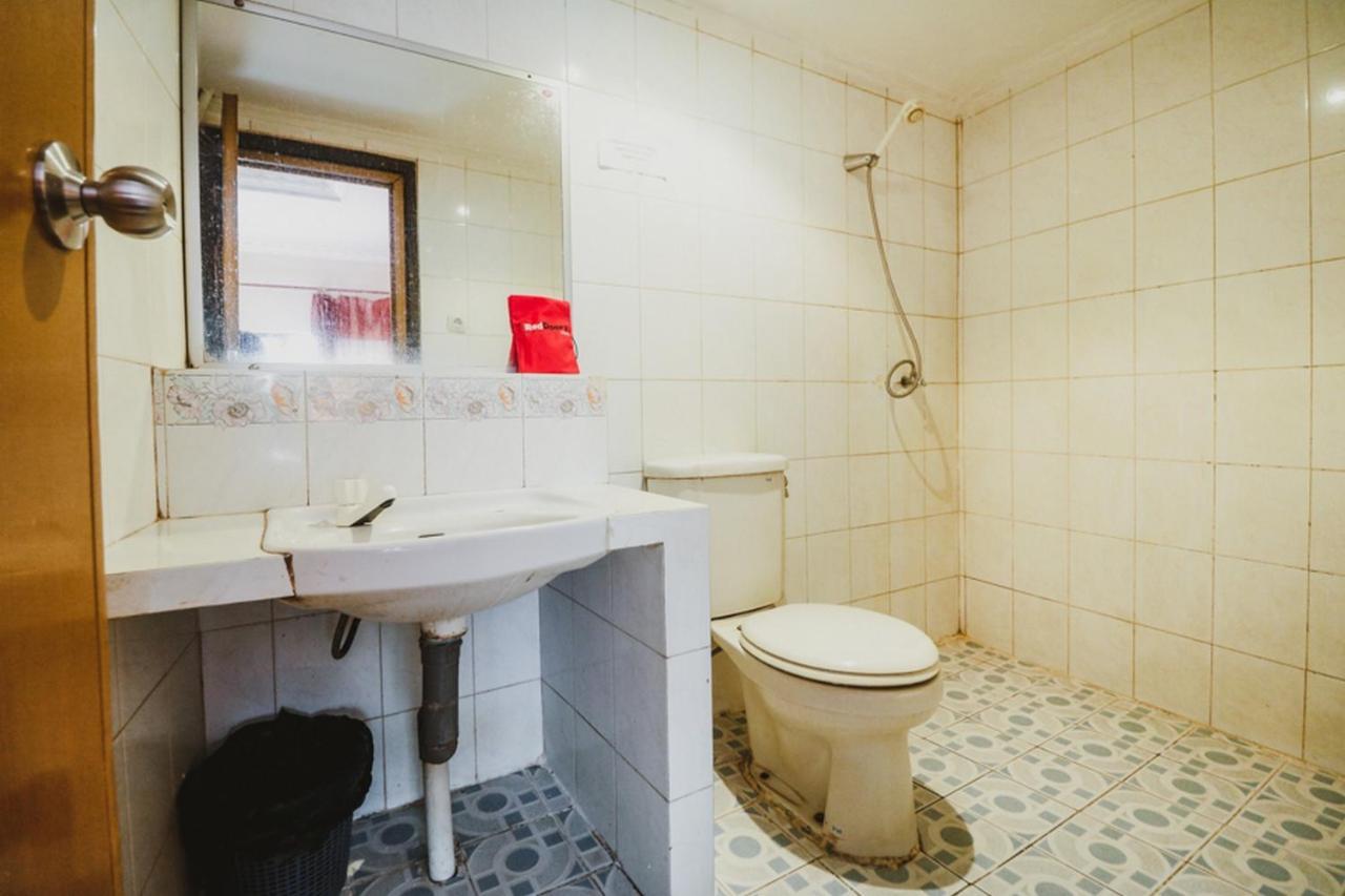 Reddoorz Plus Near Jambi Prima Mall Luaran gambar